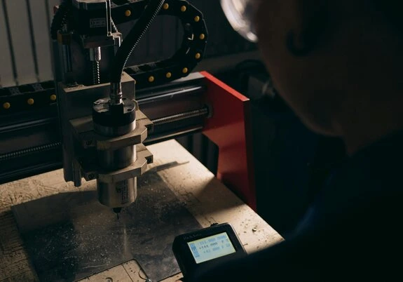 Layanan Jasa CNC Profesional di Jakarta Layanan Jasa CNC Profesional di Jakarta